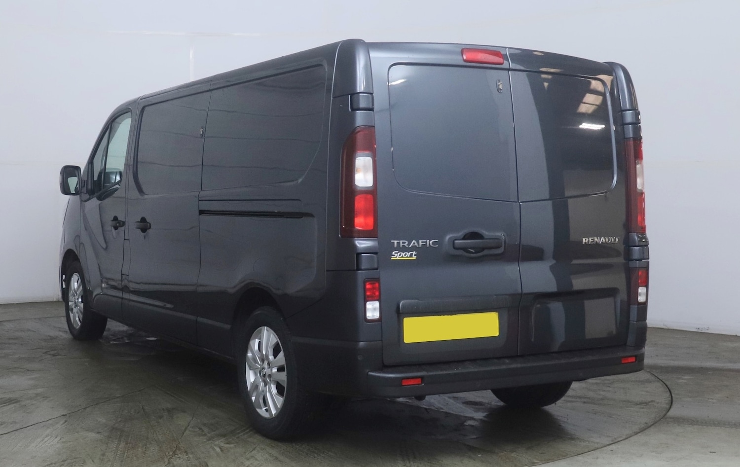 Used Renault Trafic 2022 for sale - 77644016: Photo 2