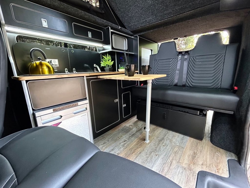 Used Vauxhall Vivaro 2018 for sale - 76638624: Photo 5