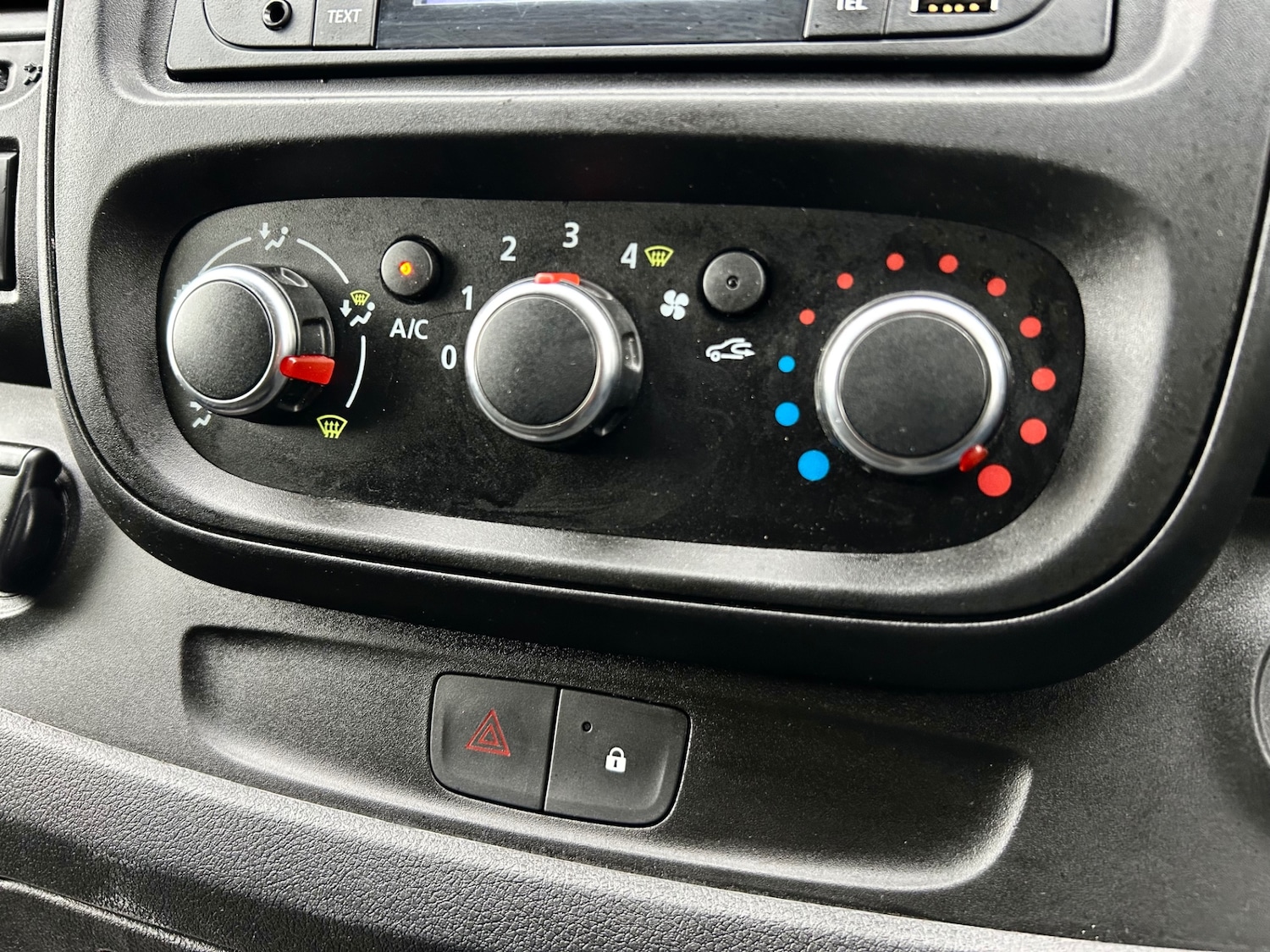 Used Nissan NV300 2021 for sale - 76637509: Photo 14