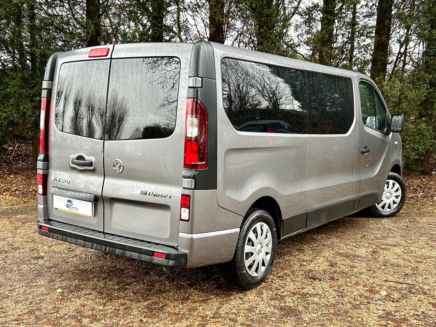 Used Vauxhall Vivaro 2019 for sale - 76922137: Photo 2