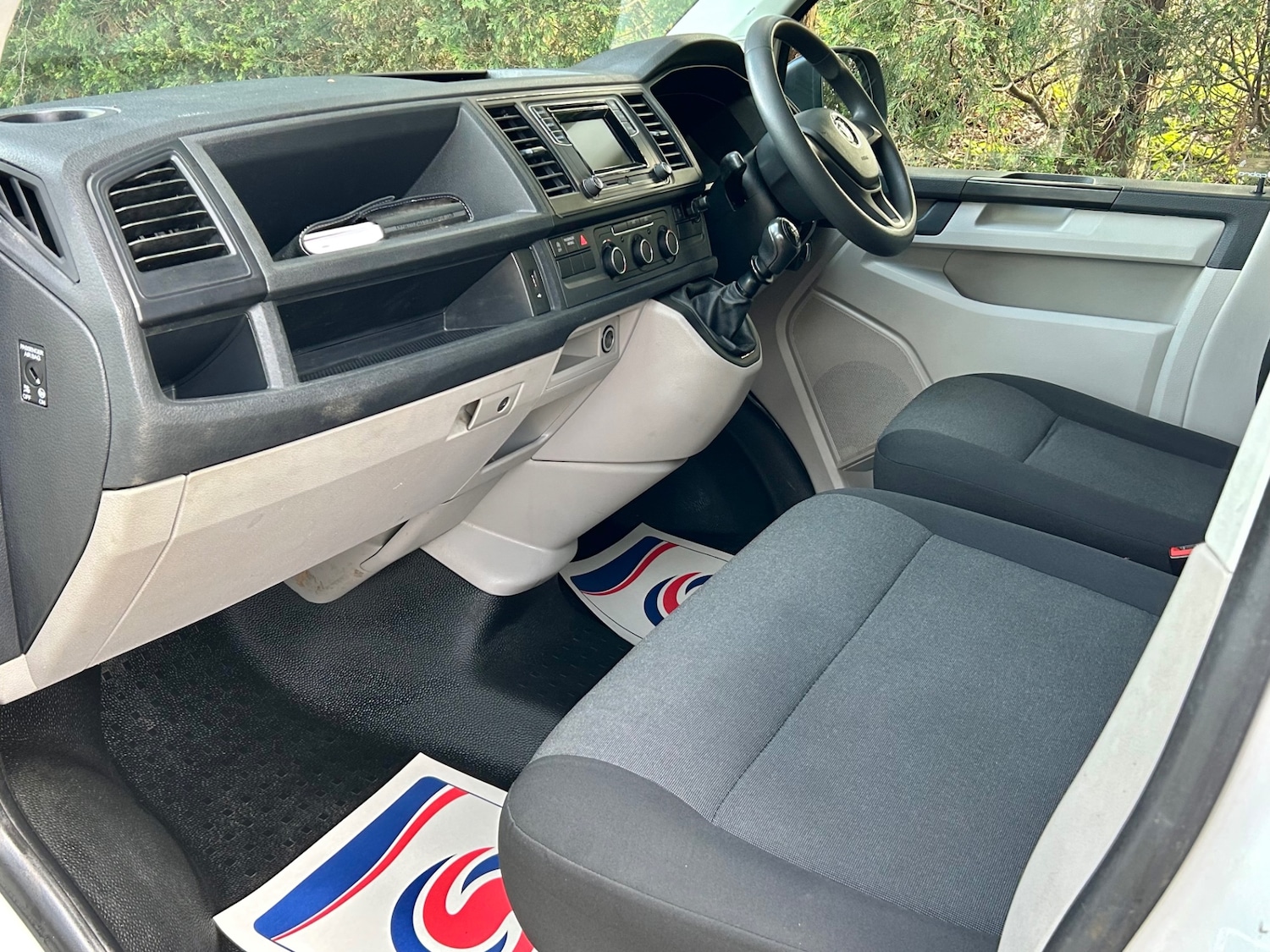 Used Volkswagen Transporter 2017 for sale - 77501420: Photo 12