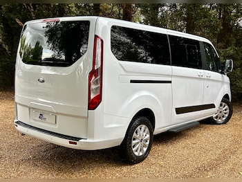 Used Ford Tourneo Custom 2023 for sale - 79589035: Photo