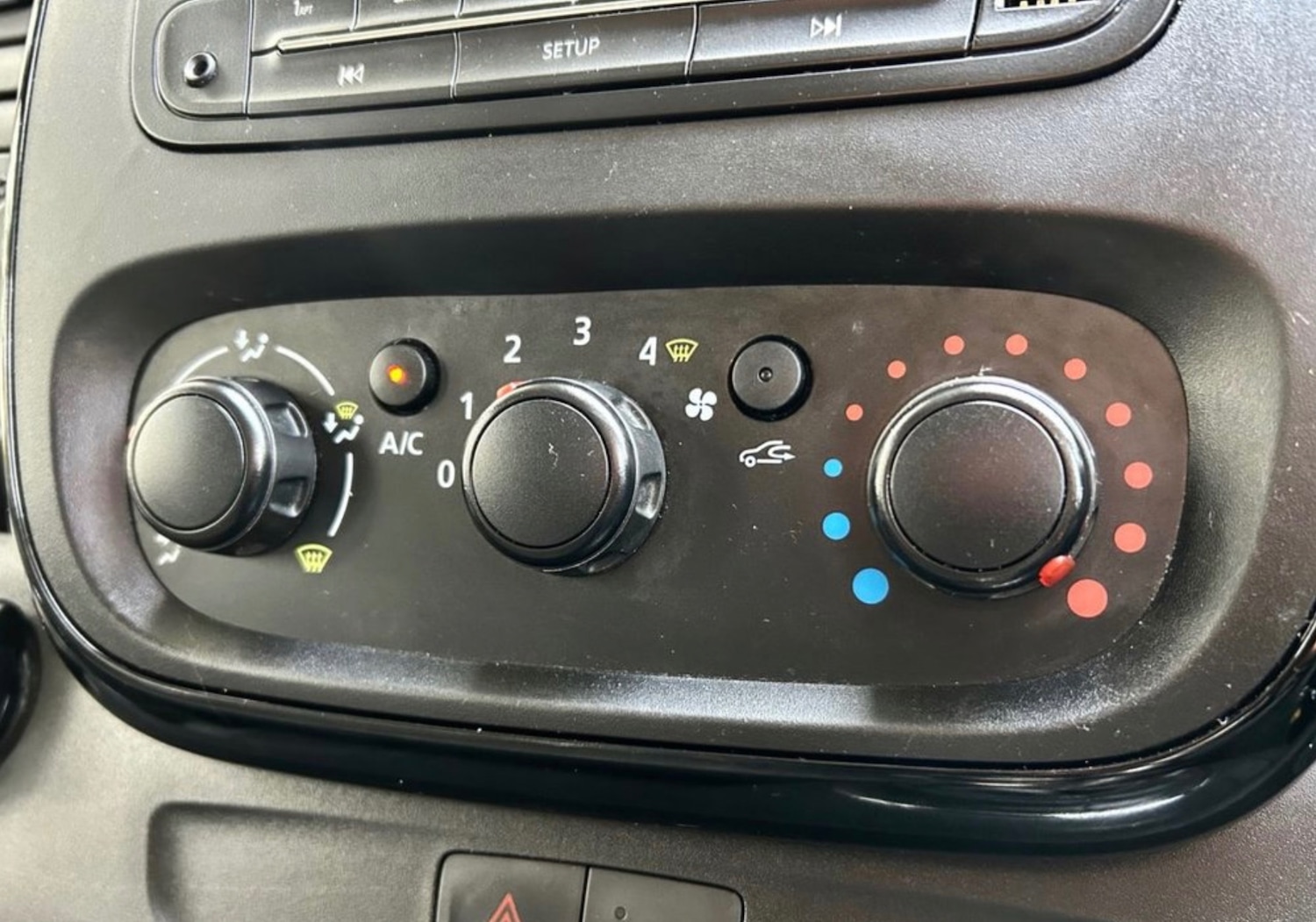 Used Vauxhall Vivaro 2018 for sale - 77483024: Photo 10