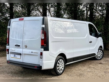 Used Vauxhall Vivaro 2018 for sale - 77483024: Photo