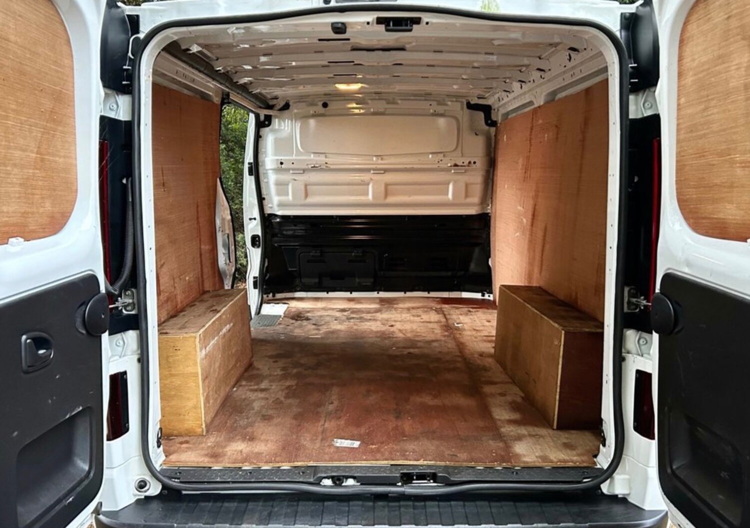 Used Vauxhall Vivaro 2018 for sale - 77483024: Photo 3