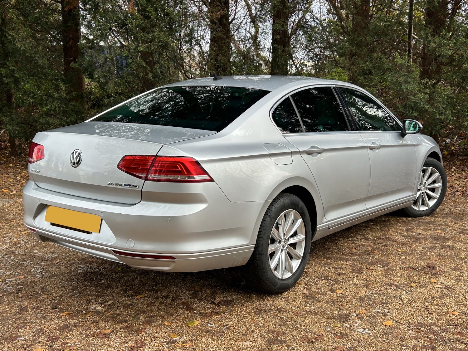 Used Volkswagen Passat 2015 for sale - 76799520: Photo 2