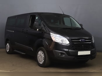 Used Ford Tourneo Custom 2015 for sale - 79439539: Photo