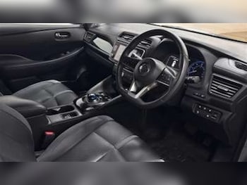 Used Nissan Leaf 2021 for sale - 76204212: Photo