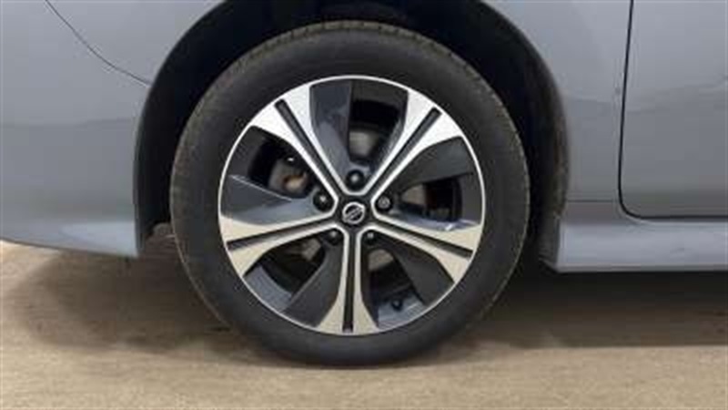 Used Nissan Leaf 2021 for sale - 76204212: Photo 6