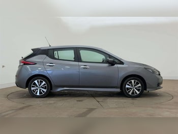Used Nissan Leaf 2022 for sale - 76717772: Photo