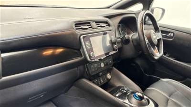 Used Nissan Leaf 2022 for sale - 77826925: Photo 2