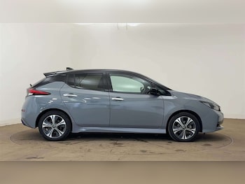 Used Nissan Leaf 2022 for sale - 76311740: Photo 4