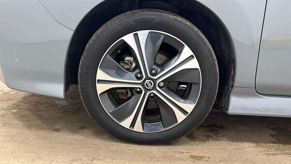 Used Nissan Leaf 2022 for sale - 76311740: Photo 6