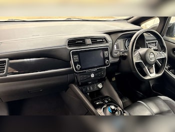 Used Nissan Leaf 2021 for sale - 76501693: Photo