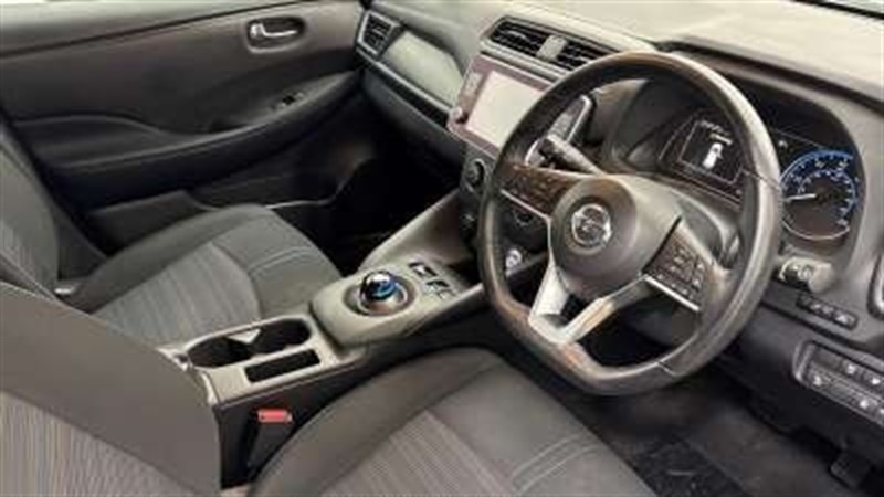 Used Nissan Leaf 2022 for sale - 76434861: Photo 2