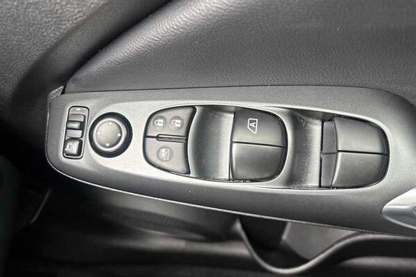 Used Nissan Juke 2024 for sale - 75784261: Photo 19