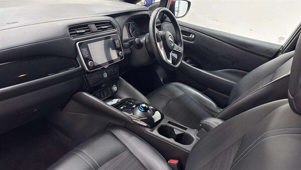 Used Nissan Leaf 2022 for sale - 76311713: Photo 2