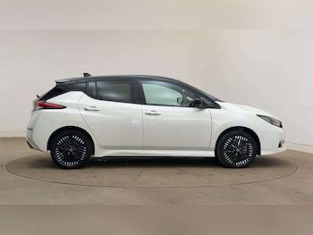 Used Nissan Leaf 2022 for sale - 79623524: Photo