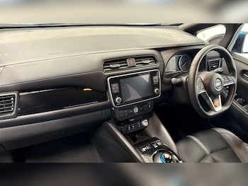 Used Nissan Leaf 2021 for sale - 76501696: Photo