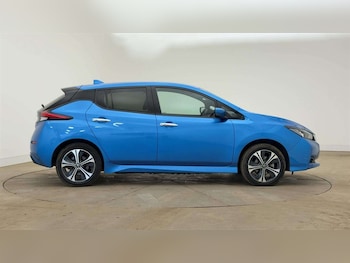 Used Nissan Leaf 2021 for sale - 76501696: Photo