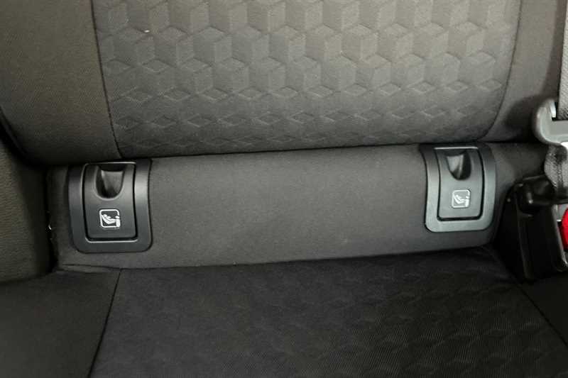 Used Toyota Yaris 2021 for sale - 76648401: Photo 31