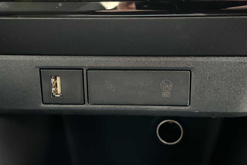 Used Toyota Yaris 2021 for sale - 76648401: Photo 32