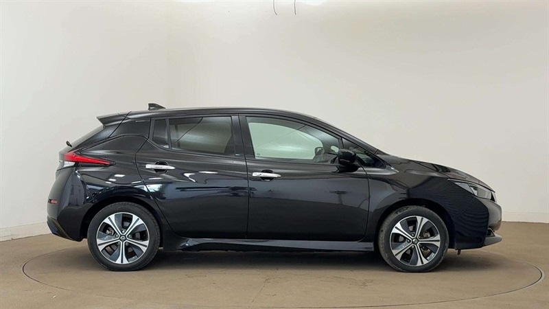 Used Nissan Leaf 2021 for sale - 77401440: Photo 4