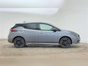 Used Nissan Leaf 2022 for sale - 76978137: Photo