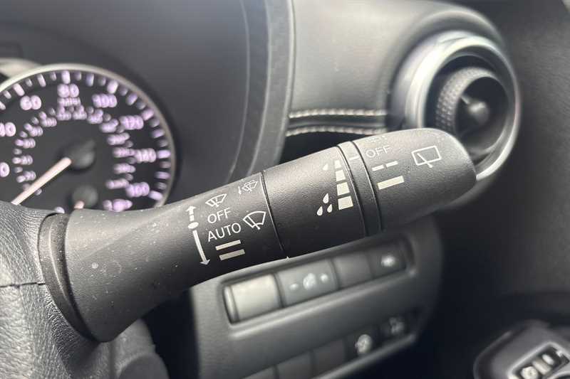 Used Nissan Juke 2023 for sale - 77674105: Photo 32