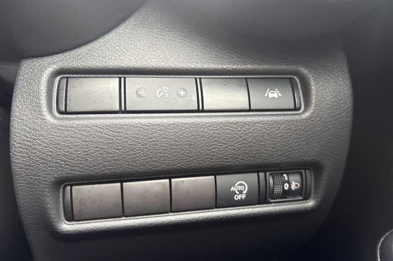 Used Nissan Juke 2023 for sale - 77674105: Photo 34