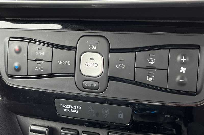 Used Nissan Leaf 2022 for sale - 78216001: Photo 12