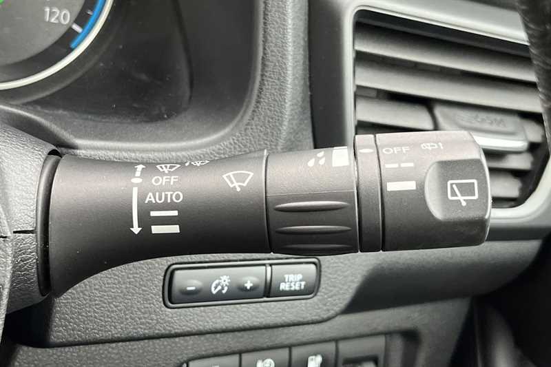 Used Nissan Leaf 2022 for sale - 78216001: Photo 32