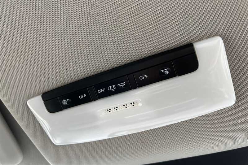 Used Nissan Leaf 2022 for sale - 78216001: Photo 36