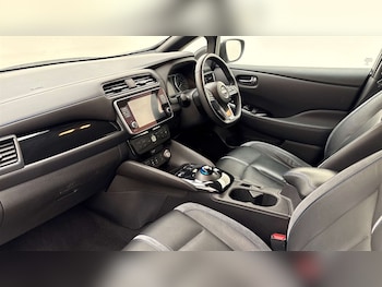 Used Nissan Leaf 2023 for sale - 78377779: Photo