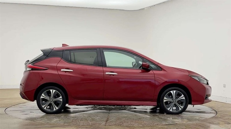 Used Nissan Leaf 2021 for sale - 77360744: Photo 4