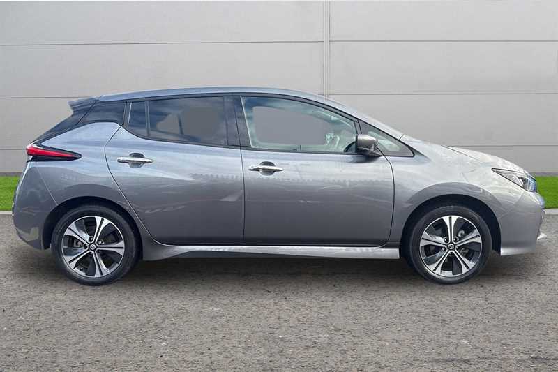 Used Nissan Leaf 2021 for sale - 77471482: Photo 4