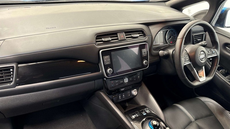 Used Nissan Leaf 2021 for sale - 76563967: Photo 2