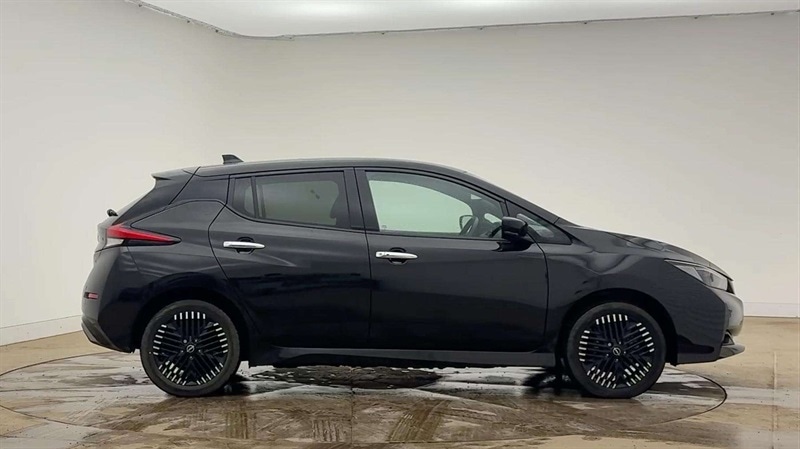 Used Nissan Leaf 2023 for sale - 77205898: Photo 4