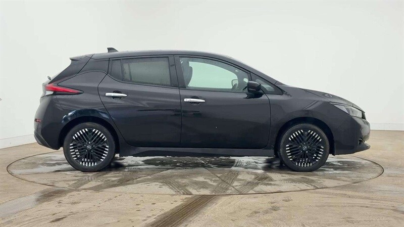 Used Nissan Leaf 2022 for sale - 77401441: Photo 4