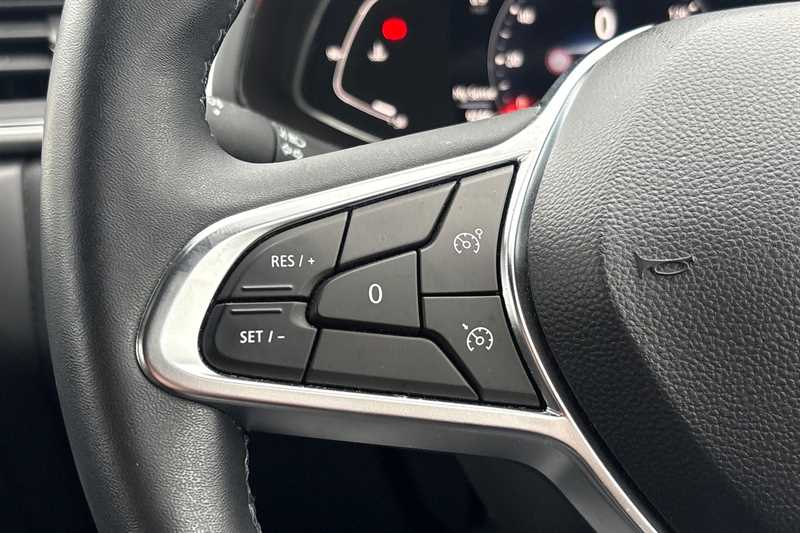 Used Renault Captur 2024 for sale - 76587152: Photo 16