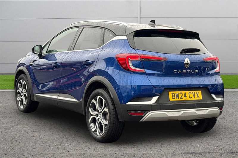 Used Renault Captur 2024 for sale - 76587152: Photo 2