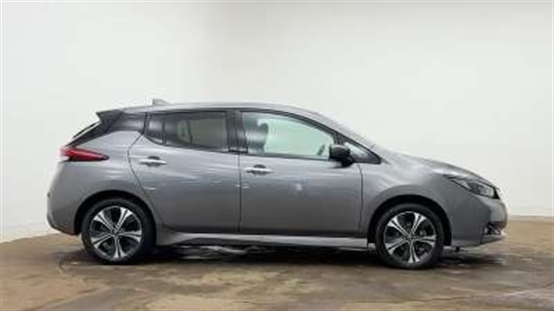 Used Nissan Leaf 2021 for sale - 77307840: Photo 4