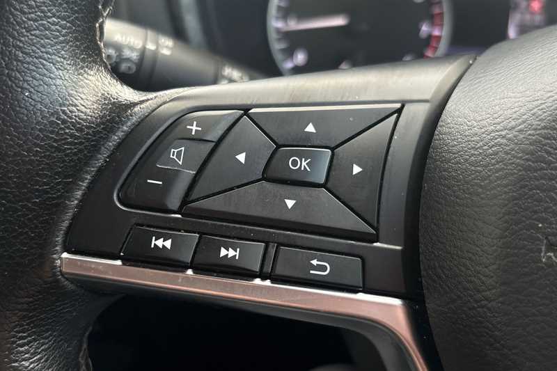 Used Nissan Juke 2023 for sale - 76311747: Photo 17