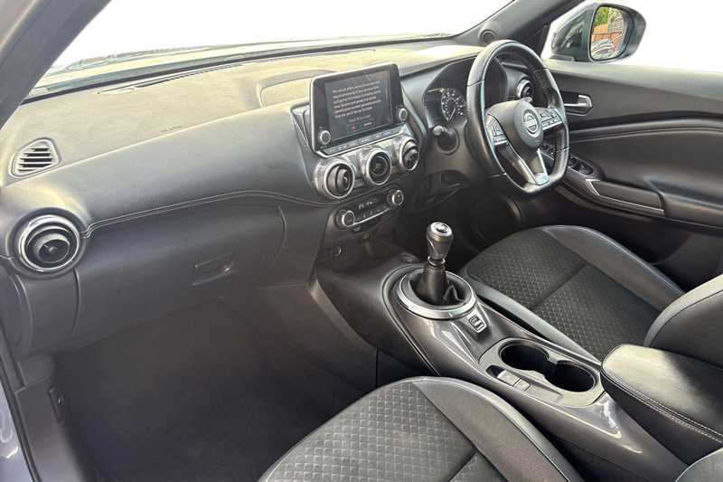 Used Nissan Juke 2023 for sale - 76311747: Photo 2