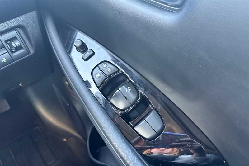 Used Nissan Leaf for sale - 77540060: Photo 21