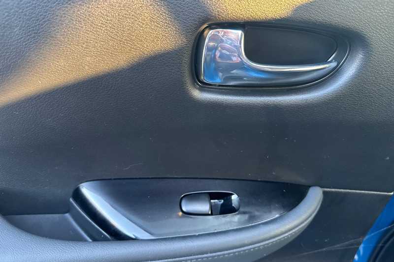 Used Nissan Leaf for sale - 77540060: Photo 31