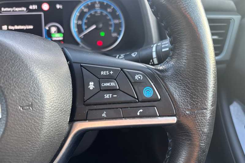 Used Nissan Leaf for sale - 77540060: Photo 32