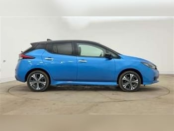 Used Nissan Leaf 2022 for sale - 76978136: Photo