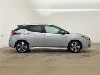 Used Nissan Leaf 2021 for sale - 76204492: Photo