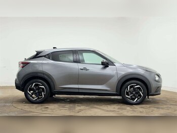 Used Nissan Juke 2023 for sale - 77755808: Photo